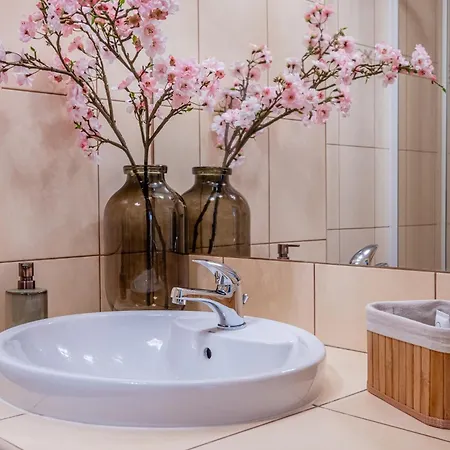 Apartamento Kaskada With Balcony By Axel Gdynia