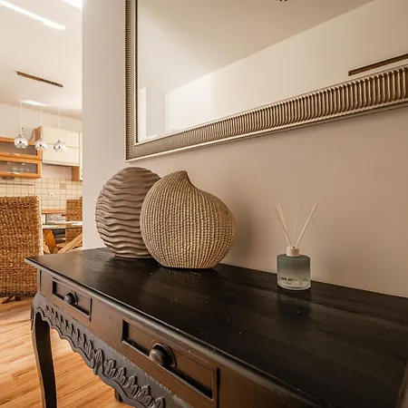 Apartment Kaskada With Balcony By Axel