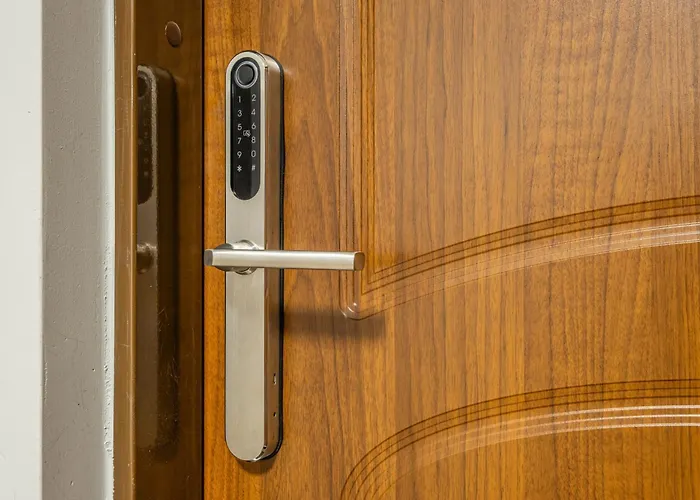 Kaskada With Balcony By Axel גדינייה