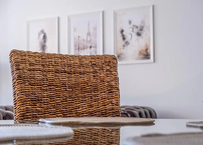 Kaskada With Balcony By Axel גדינייה