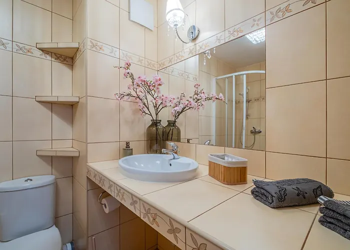 Kaskada With Balcony By Axel