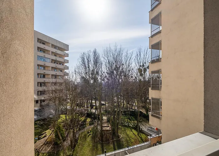 Kaskada With Balcony By Axel